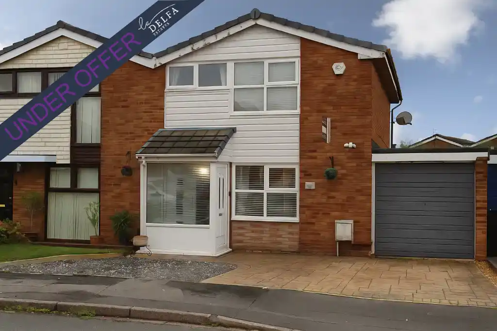 brackendale-under-offer