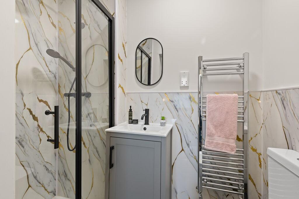 LDE-10054-property-12