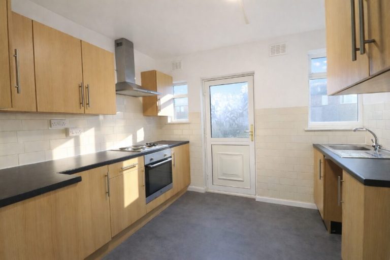 LDE-10089-property-3