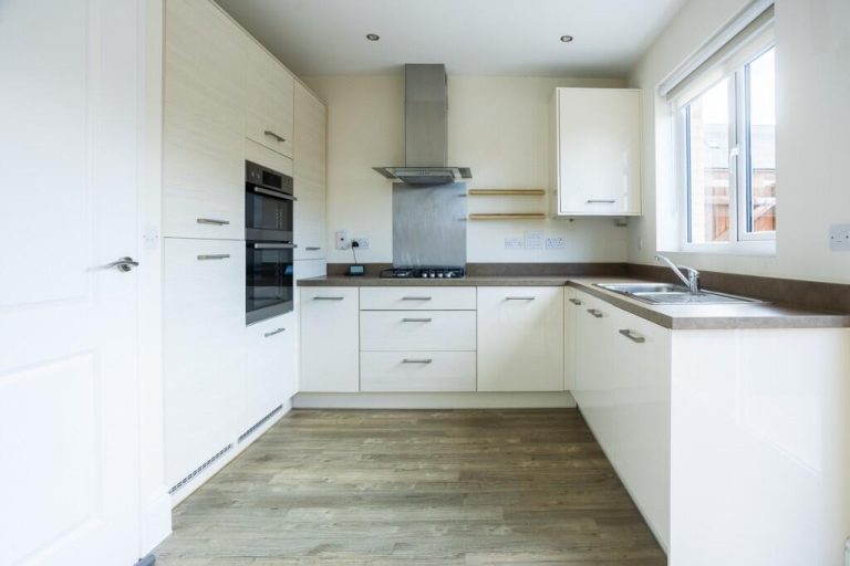 LDE-9385-property-3