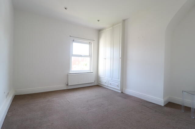 LDE-9405-property-15